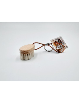 BROSSE EN PORTE CLEF 4.80 CM POUR RESTER IMPECABLE