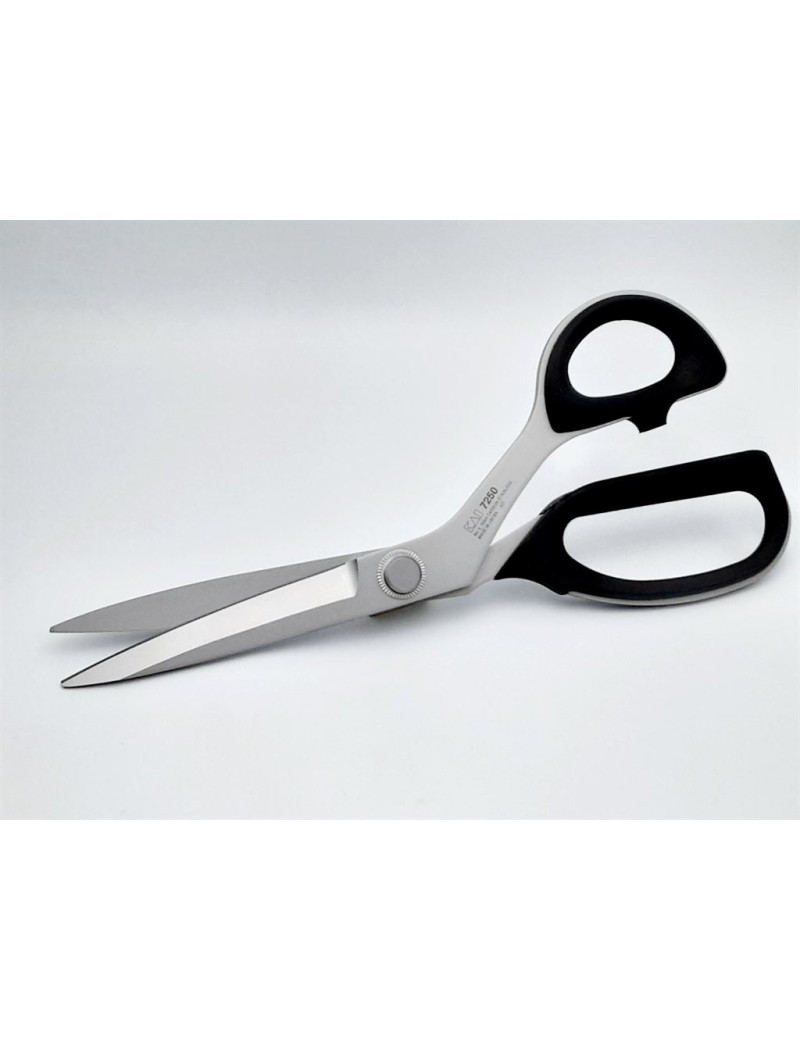 CISEAUX KAI SERIE 7000 25CM