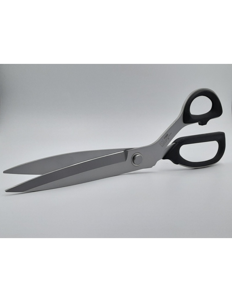 CISEAUX KAI SERIE 7000 30CM