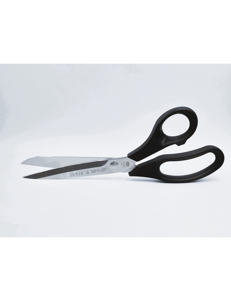TAILLEUR PREMAX MANCHE PLASTIQUE 26,5 CM