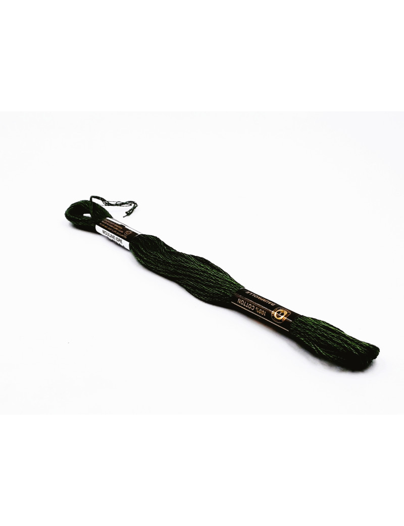 FIL A BRODER COTON 8 M - COULEUR VERT FONCE 388